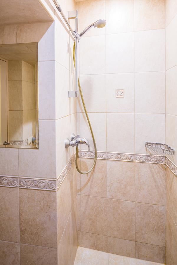 Apartment Krakivska 15 Leopoli Esterno foto
